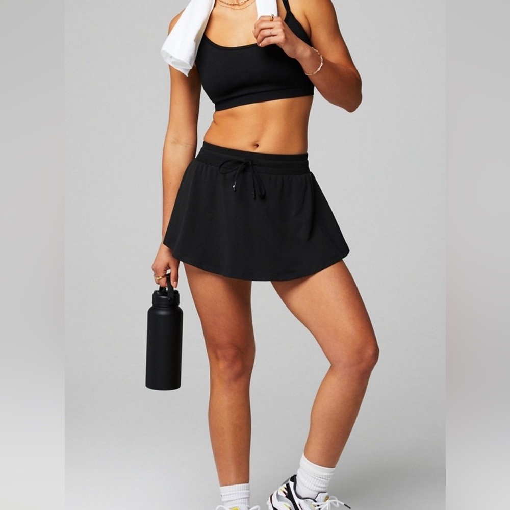 Fabletics stretch jersey flounce skirt